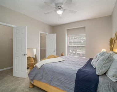 7794 Plantation Circle - Photo Thumbnail 8
