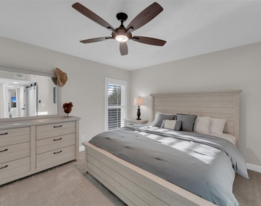 15761 Windward Way Circle - Photo Thumbnail 14