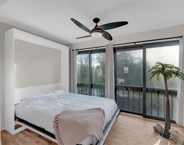 15761 Windward Way Circle - Photo Thumbnail 30
