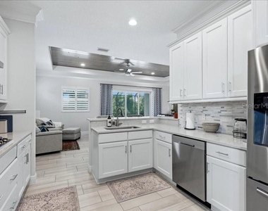 6228 Champions Row Street - Photo Thumbnail 14