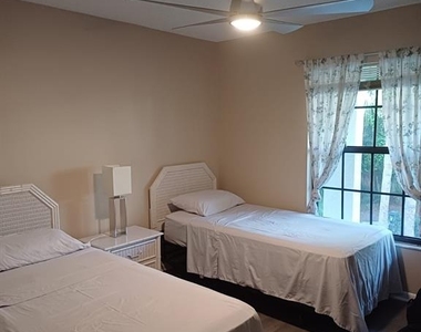 4821 Winslow Beacon - Photo Thumbnail 10