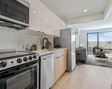 1312 Lincoln Place - Photo Thumbnail 2