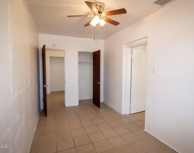 3510 Porter Avenue - Photo Thumbnail 12