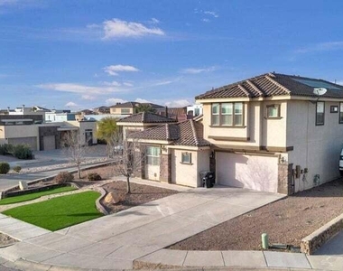 841 Golden Edge Court - Photo Thumbnail 2