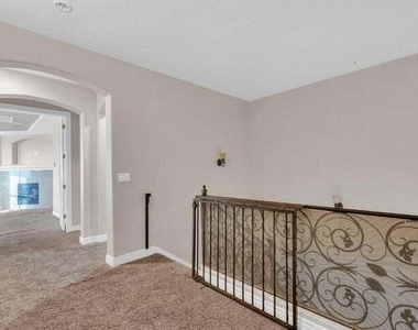 841 Golden Edge Court - Photo Thumbnail 16