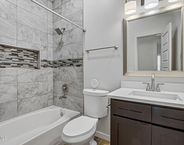14824 Sam Garcia Avenue - Photo Thumbnail 18