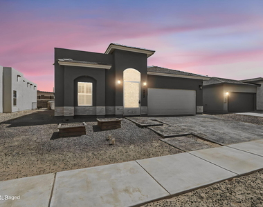 14824 Sam Garcia Avenue - Photo Thumbnail 3