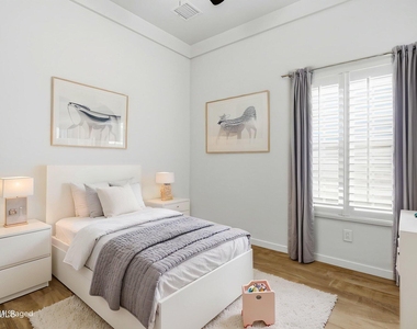 14824 Sam Garcia Avenue - Photo Thumbnail 19