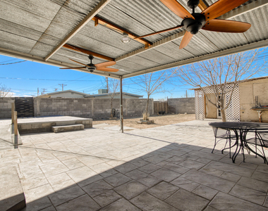 8613 Kingsway Drive - Photo Thumbnail 40