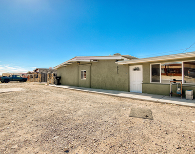 8613 Kingsway Drive - Photo Thumbnail 44