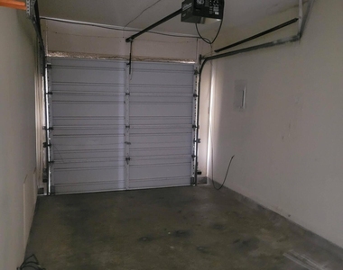 3200 Mountain Ridge Drive - Photo Thumbnail 18