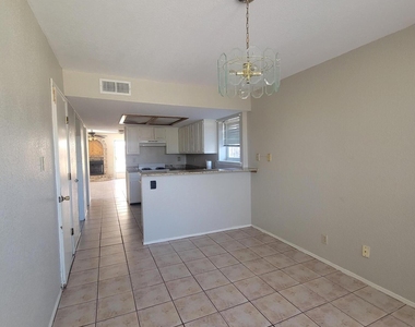 3200 Mountain Ridge Drive - Photo Thumbnail 17