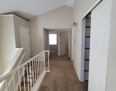 3200 Mountain Ridge Drive - Photo Thumbnail 40