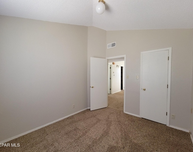 3200 Mountain Ridge Drive - Photo Thumbnail 42