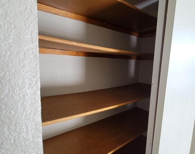 3200 Mountain Ridge Drive - Photo Thumbnail 27
