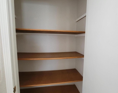 3200 Mountain Ridge Drive - Photo Thumbnail 24