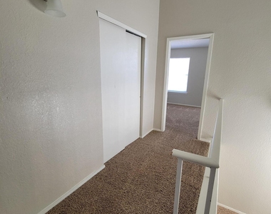3200 Mountain Ridge Drive - Photo Thumbnail 26