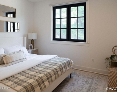 100 Putnam Avenue - Photo Thumbnail 10