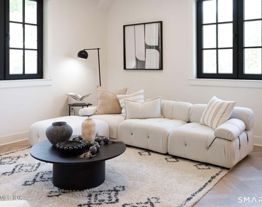 100 Putnam Avenue - Photo Thumbnail 1