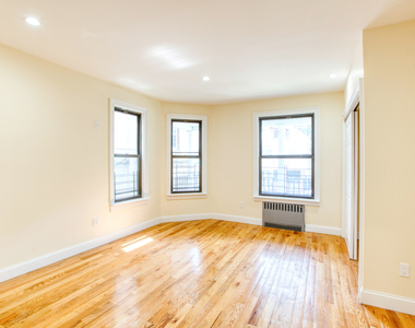 180 Willow Street - Photo Thumbnail 8