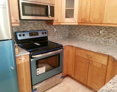 104 North Street - Photo Thumbnail 3