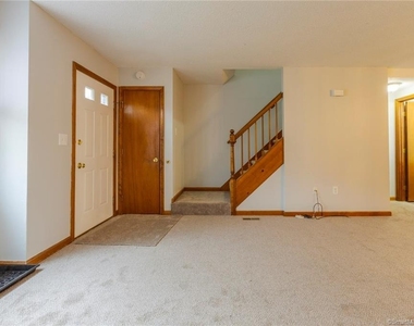 22 Windwood Drive - Photo Thumbnail 4