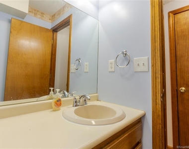 22 Windwood Drive - Photo Thumbnail 20