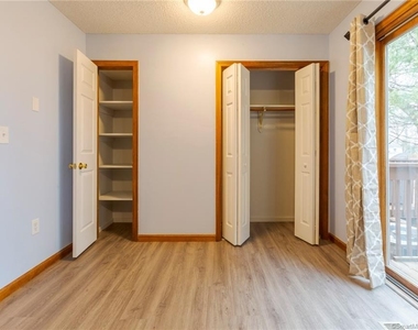 22 Windwood Drive - Photo Thumbnail 11