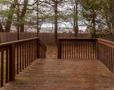 22 Windwood Drive - Photo Thumbnail 17