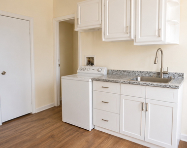 6 East Walnut Street - Photo Thumbnail 4
