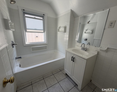 116 Hastings Street - Photo Thumbnail 13