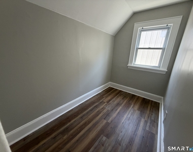 116 Hastings Street - Photo Thumbnail 11