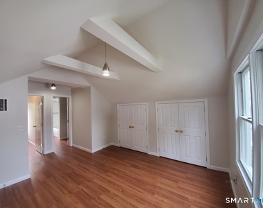 170 Brookfield Avenue - Photo Thumbnail 9