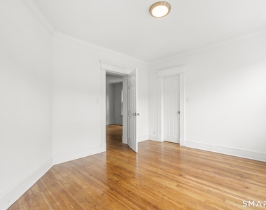 132 Bunker Hill Avenue - Photo Thumbnail 12