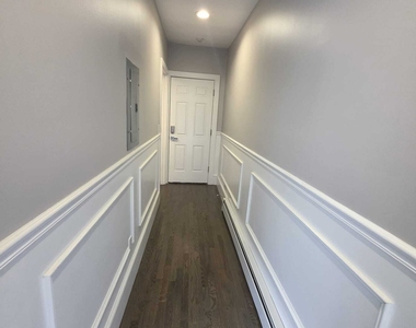 95 Mitchell Street - Photo Thumbnail 7