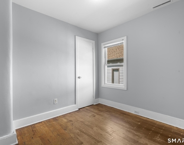 165 Starr Street - Photo Thumbnail 24