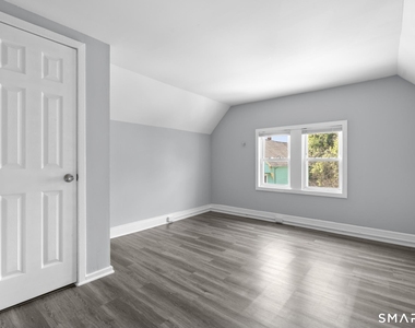 165 Starr Street - Photo Thumbnail 20
