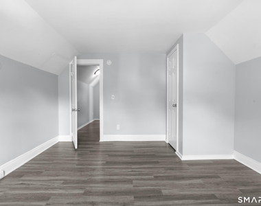 165 Starr Street - Photo Thumbnail 15