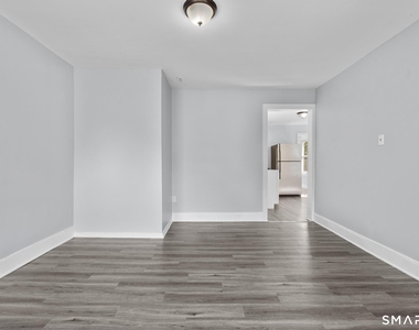 165 Starr Street - Photo Thumbnail 16