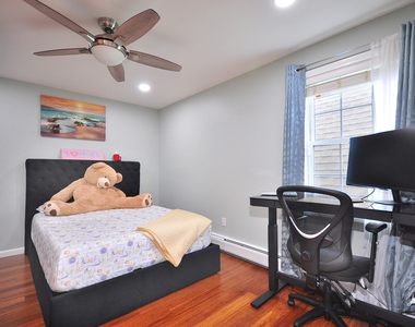 1 Katherine Way - Photo Thumbnail 28