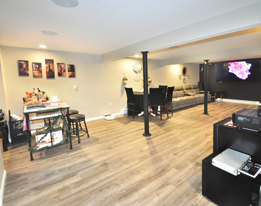 1 Katherine Way - Photo Thumbnail 31