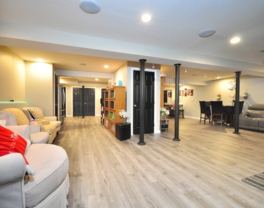 1 Katherine Way - Photo Thumbnail 32