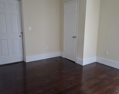37 Rose Park Avenue - Photo Thumbnail 7