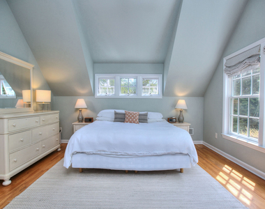 11 Treadwell Avenue - Photo Thumbnail 15