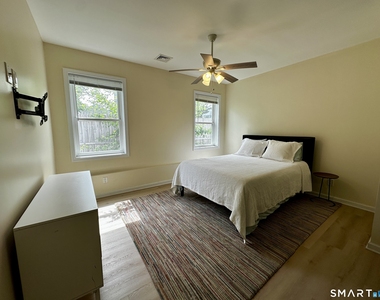18 Graves Avenue - Photo Thumbnail 17
