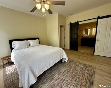 18 Graves Avenue - Photo Thumbnail 19