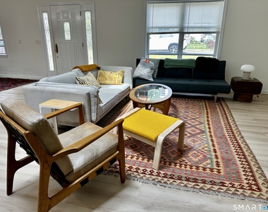 18 Graves Avenue - Photo Thumbnail 9