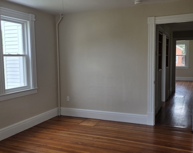 86 Main Street - Photo Thumbnail 10