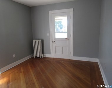 69 Center Street - Photo Thumbnail 5
