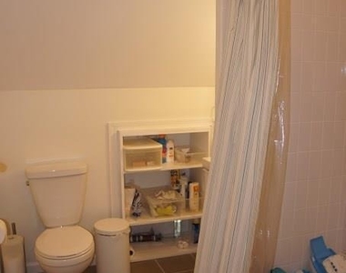 16 Manor Street - Photo Thumbnail 8